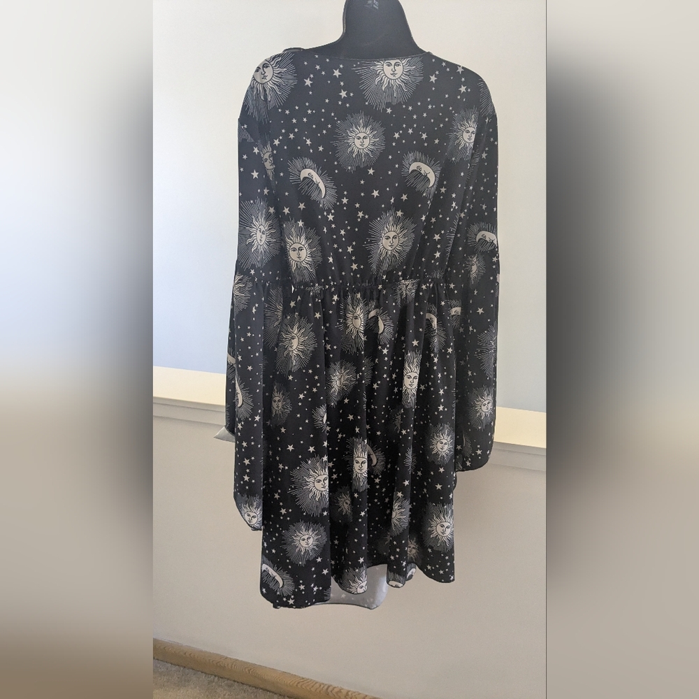 Witchy Dress - Picture 5 of 7
